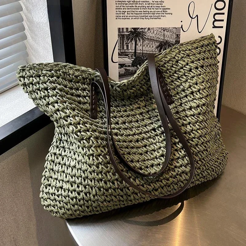 Borsa a tracolla dal design di - Luxury Bags On Sales recensione e prezzo